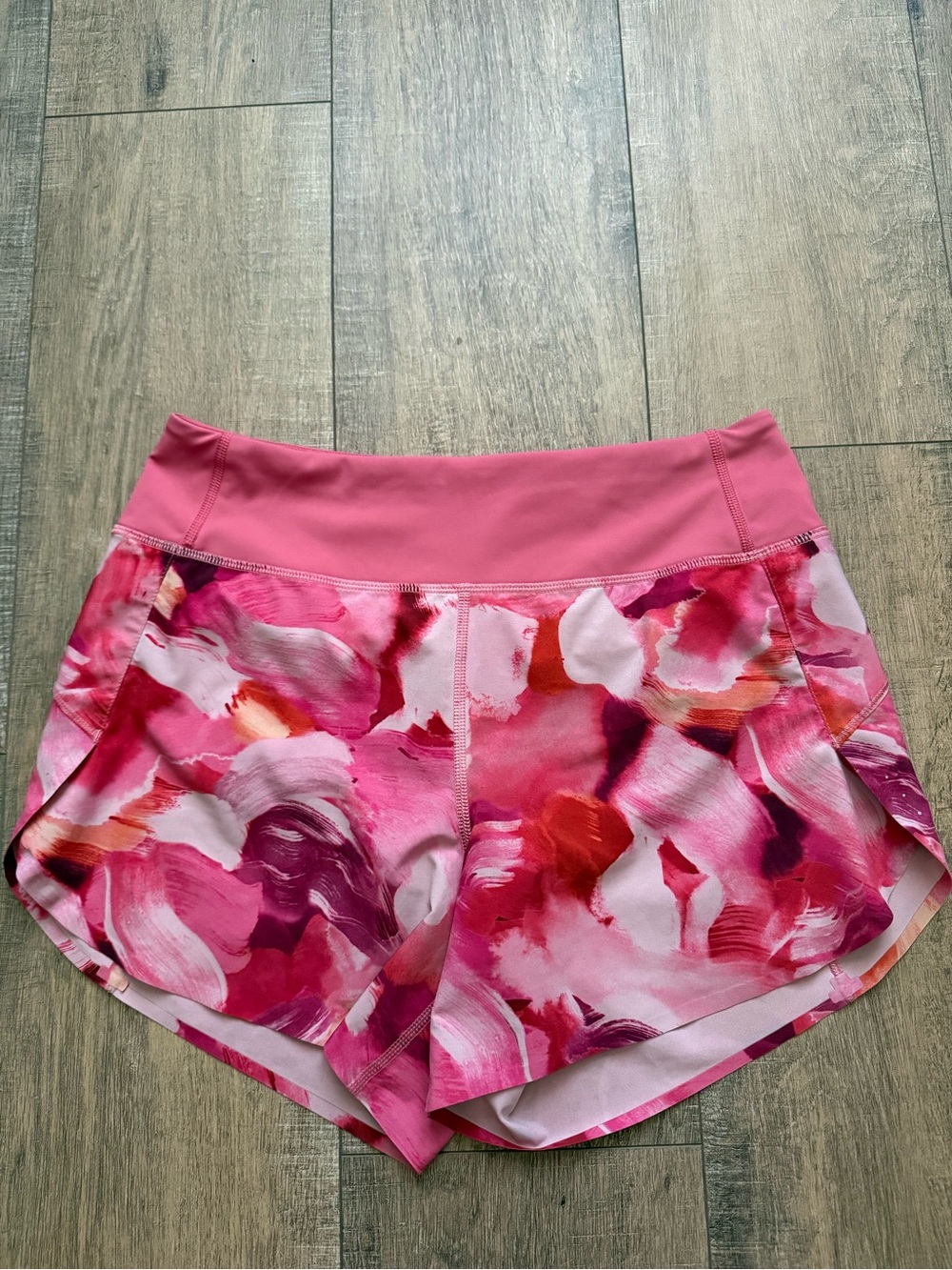 Athleta Run With It Shorts small pink